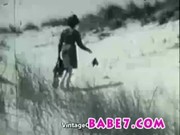 Русскую жену трахуют на нидиском пляже
