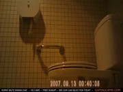 Скрытая камера в мужских туалетах видео